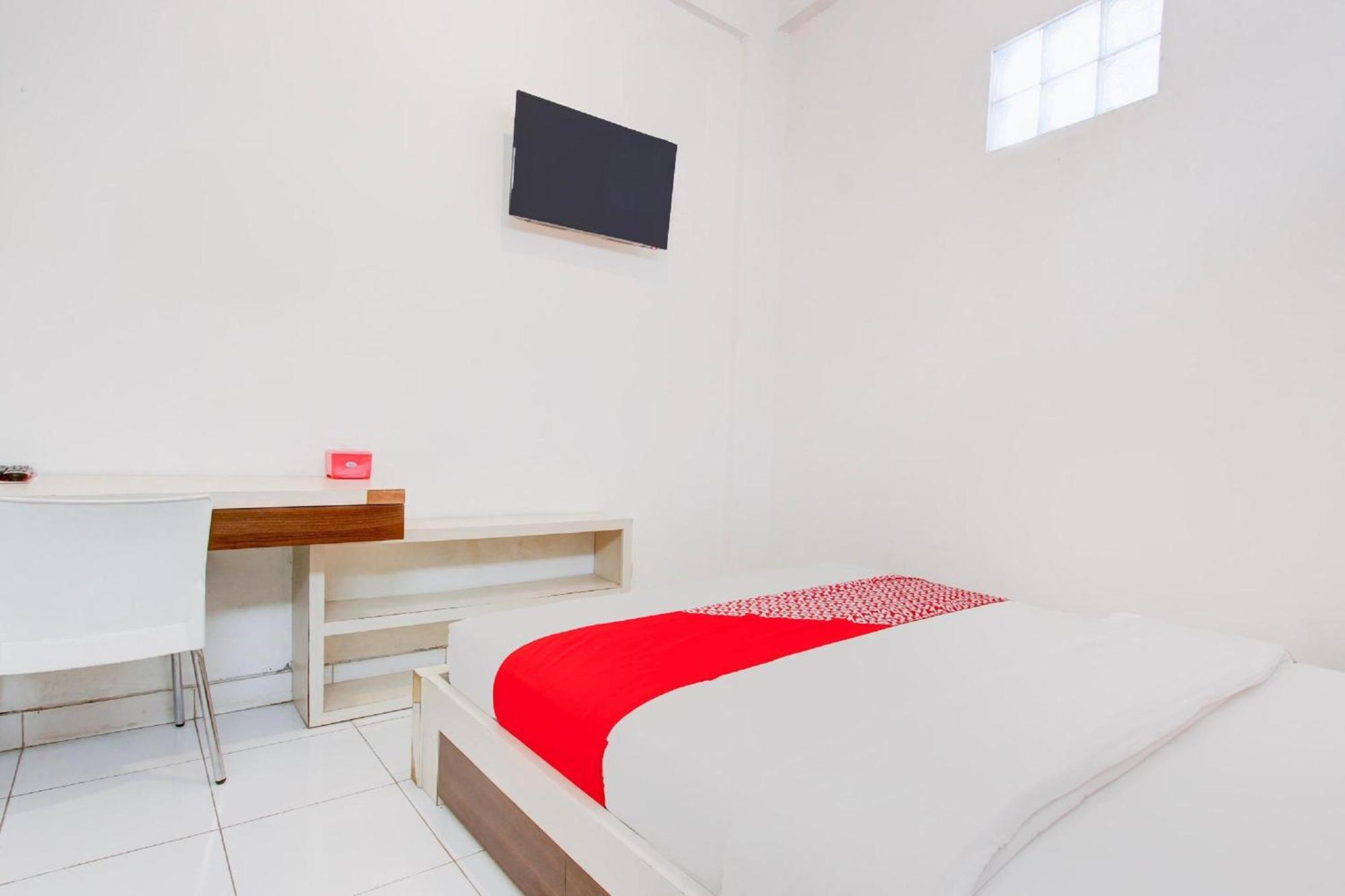 RedDoorz Syariah @ Wisma Arya 2 Maguwo Zewnętrze zdjęcie