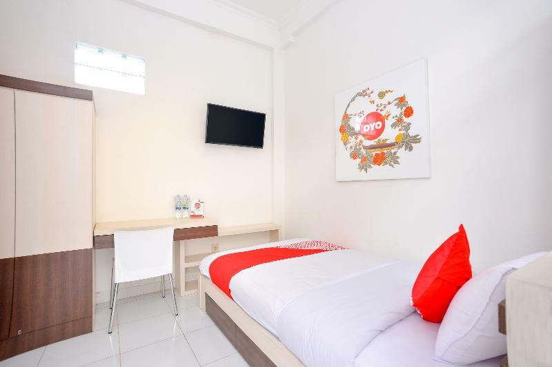 RedDoorz Syariah @ Wisma Arya 2 Maguwo Zewnętrze zdjęcie